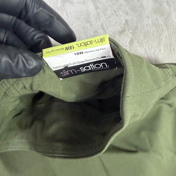 Slim-Sation Traveler Ponte Cropped Pants Olive Green Women’s Size 18W - Picture 9 of 9